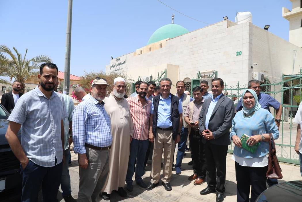 رئيس سلطة العقبة يطلع على جودة الخدمات المقدمة للمواطنين