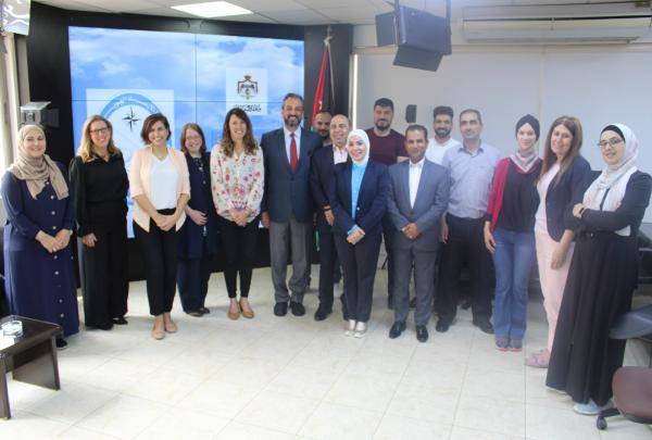 الأرصاد تستقبل وفد مكتب الأرصاد الجوية البريطاني والسفارة البريطانية