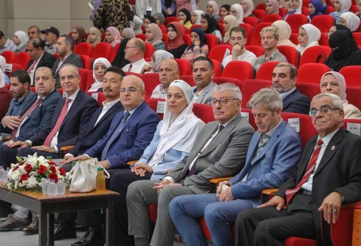 الأميرة بسمة بنت علي ترعى فعاليات اليوم البيئيّ المفتوح في الجامعة الهاشمية