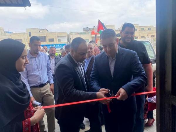 العواملة يفتتح نادي هيئة شباب البقعة للياقة البدنية