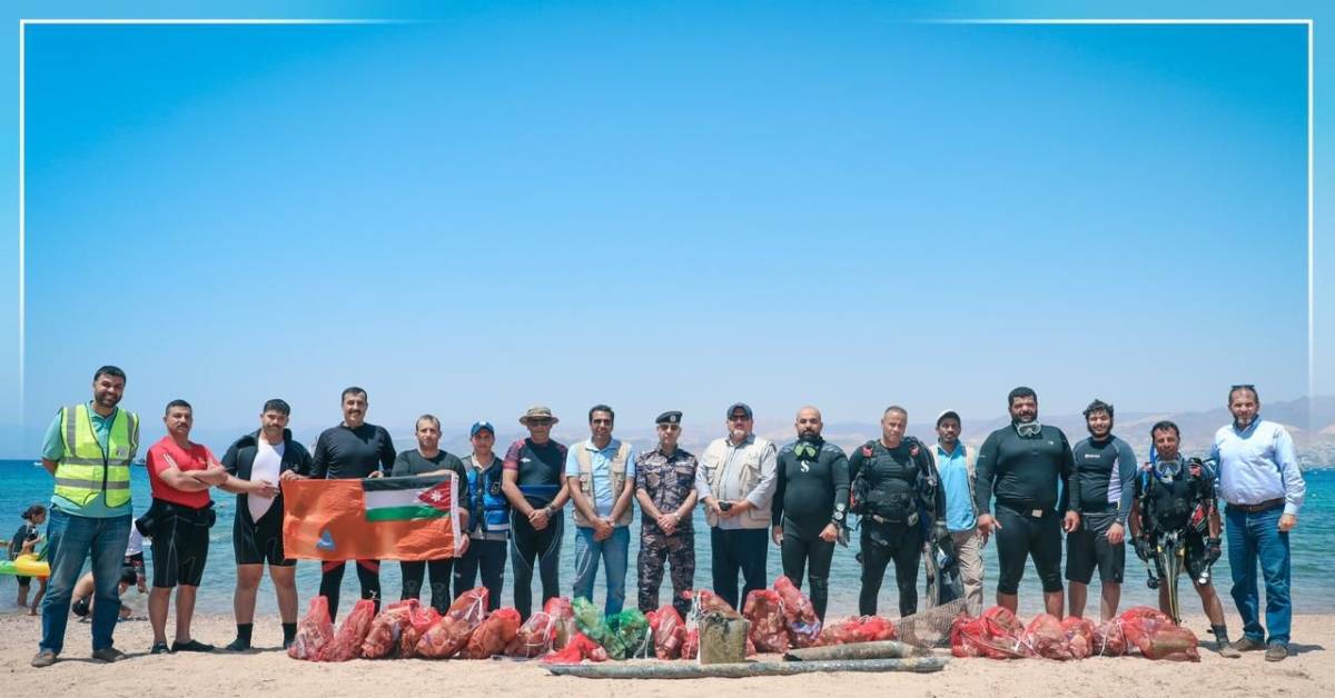 العقبة الخاصة تنظم حملة لتنظيف جوف البحر