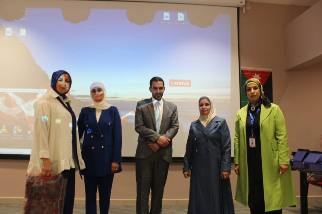 تربية الموقر تقيم ملتقى التوجيه المهني الأول BETC ...صور