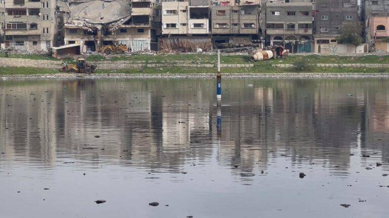 غزة.. خطر كبير يتهدد خزان “بركة الشيخ رضوان” بسبب المياه  العادمه