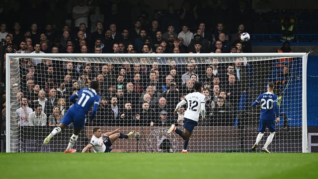 تشيلسي يقلص آمال توتنهام ليقلص بالتأهل لدوري أبطال أوروبا