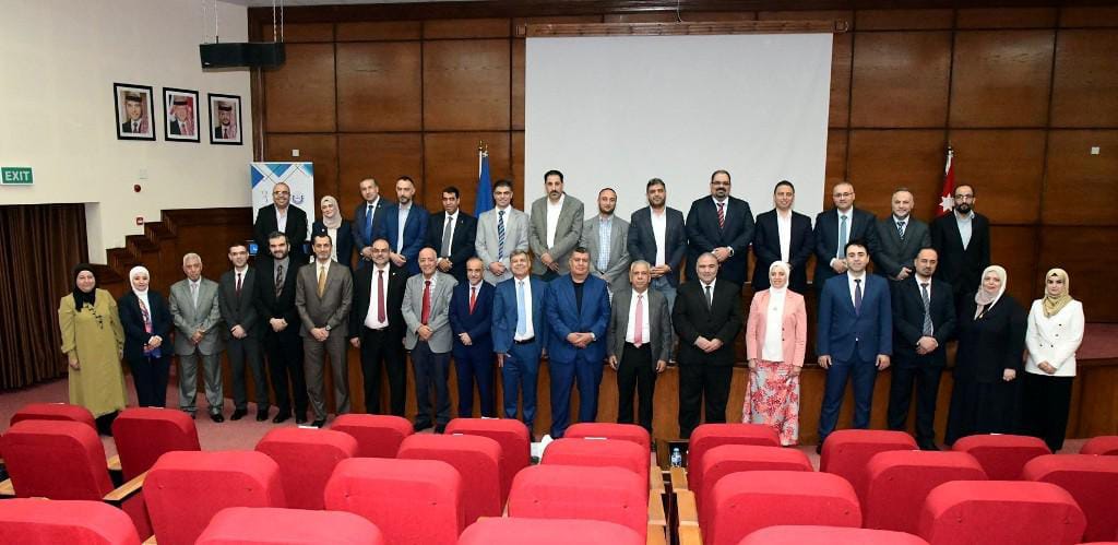 عمان الأهلية تشارك بالملتقى الثاني لعمداء البحث العلمي بجامعة العلوم والتكنولوجيا
