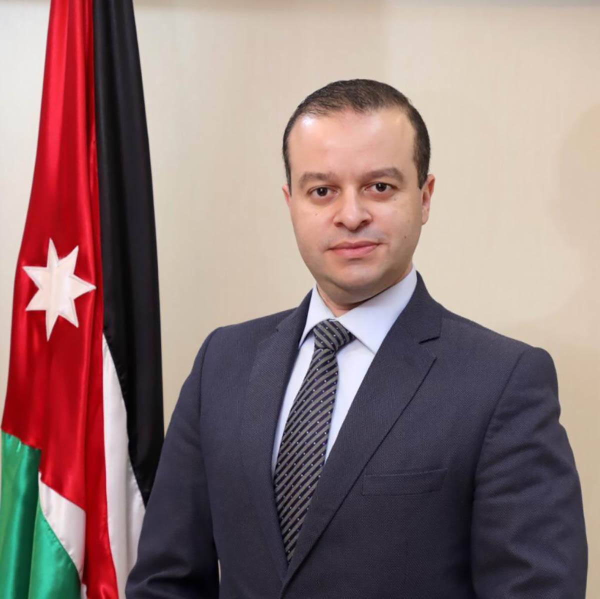 لقاء تشاوري حول السياسات الاستراتيجية لقطاع الصناعات الجلدية والمحيكات