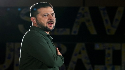 زيلينسكي: روسيا استخدمت أكثر من 50 صاروخا و20 مسيرة في هجوم على بنية تحتية أوكرانية
