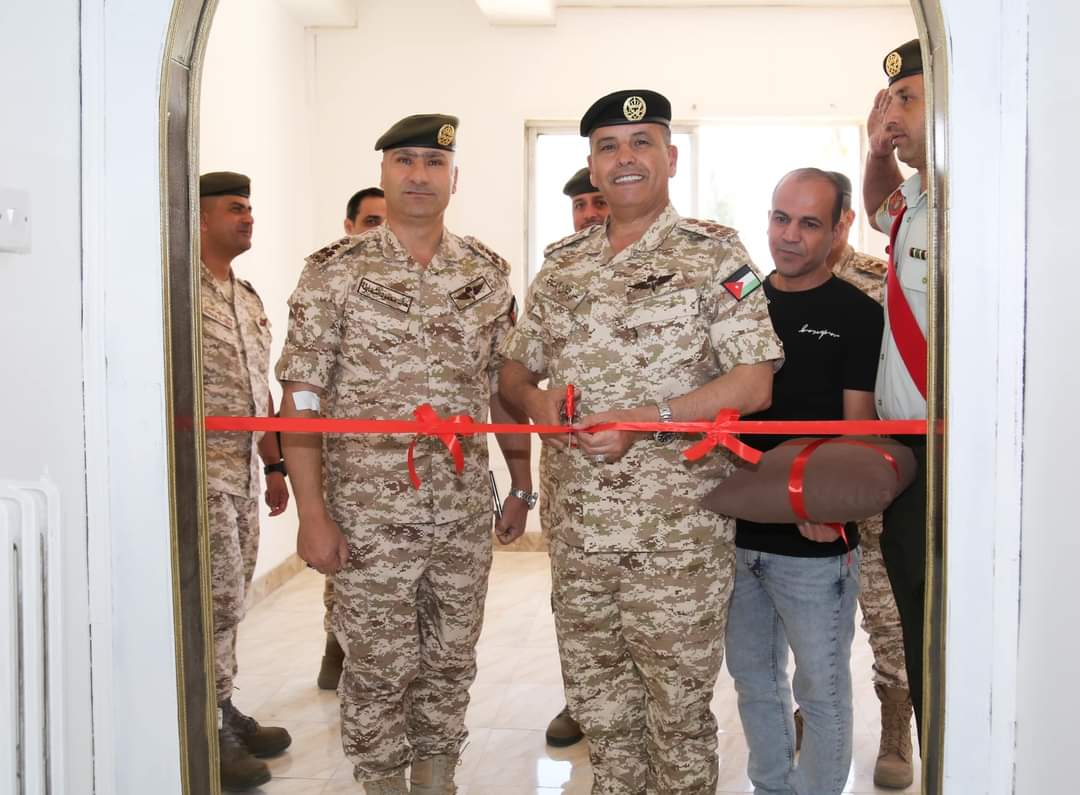 المساعد للإدارة والقوى البشرية يزور مديرية التربية والتعليم والثقافة العسكرية...صور