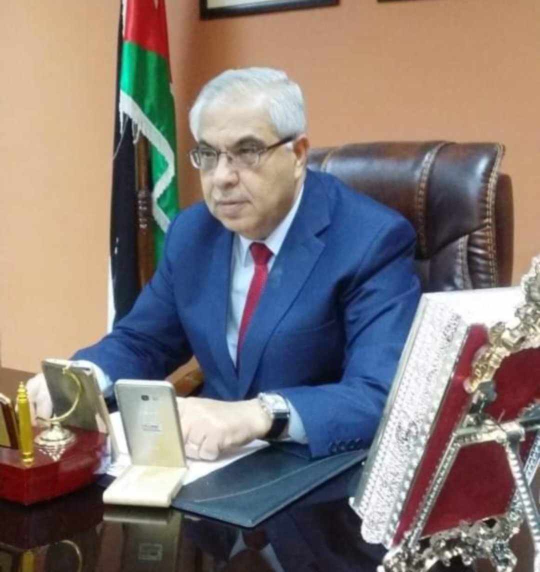 الاداره اولا عالميا  في القطاع العام والخاص