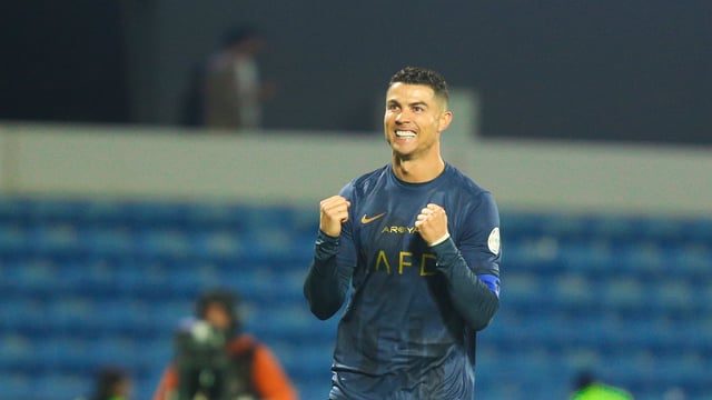 النصر يتجه لتجديد عقد رونالدو حتى عام 2026