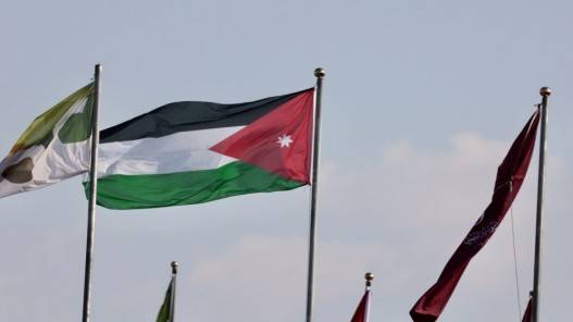 عاجل ..مصدر مسؤول:الأجهزة الأردنية الأمنية أحبطت محاولة تهريب أسلحة إلى المملكة أرسلت من قبل ميليشيات مدعومة من إحدى الدول