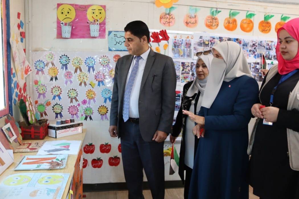 الشرفات يرعى فعاليات يوم الطفولة لرياض الاطفال في مخيم الزعتري
