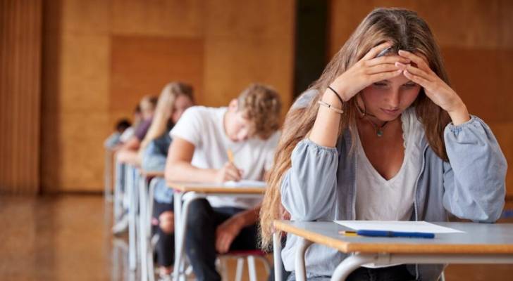 إعلان الطوارئ.. لماذا يقلق الأردنيين وأبنائهم مع قدوم الإمتحانات النهائية؟