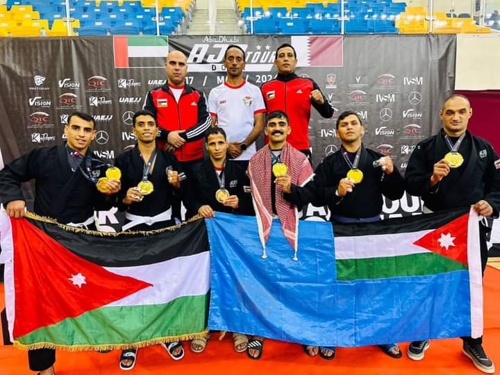 نشامى فريق الأمن العام للجوجيستو يحصدون الذهب في جولة قطر الدولية .