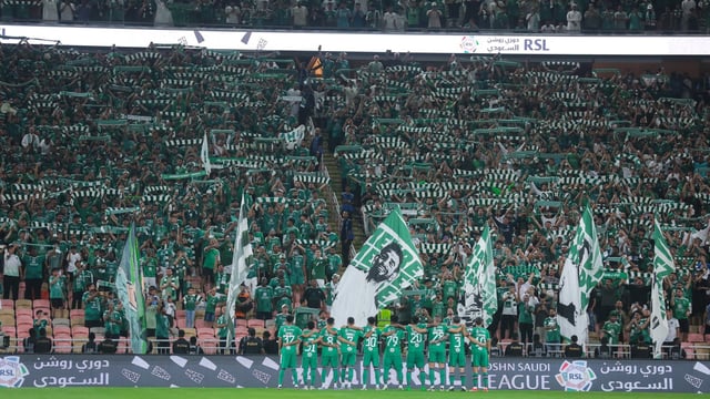 الأهلي يسحق أبها ويضمن المشاركة في دوري النخبة الآسيوي
