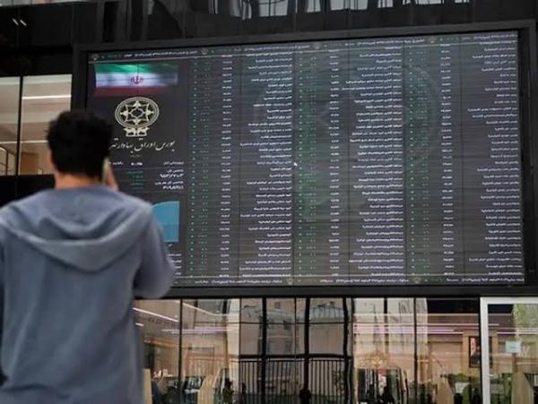 بورصة طهران تعلق تعاملاتها بعد مصرع الرئيس الإيراني