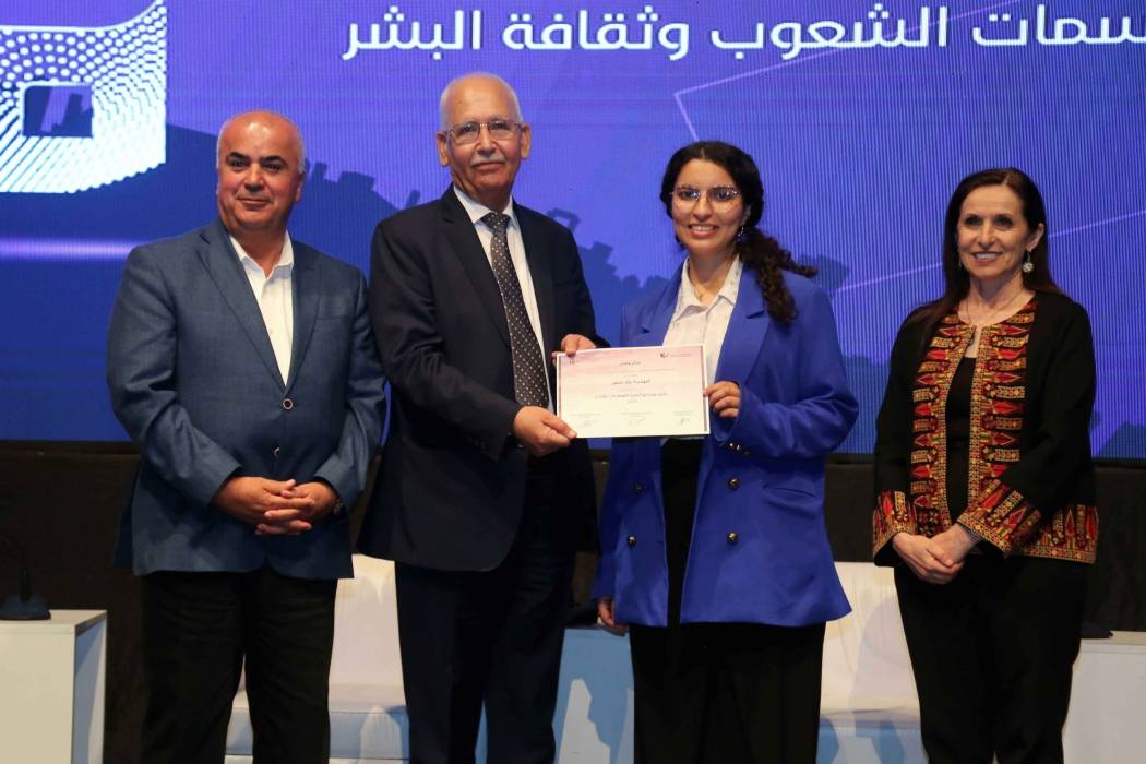 المهندسين تعلن الفائزين في جائزة مشاريع التخرج المعمارية....صور