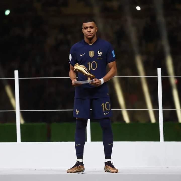مبابي سيرتدي الرقم 29 مع  ريال مدريد