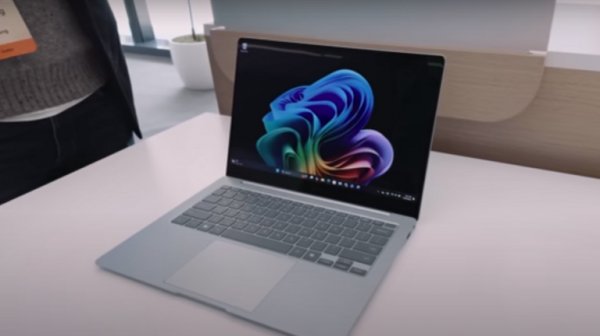 مايكروسوفت تعلن عن حواسب Surface Pro الجديدة