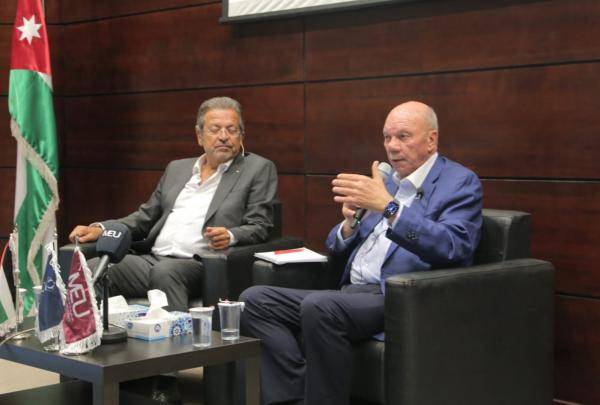 الفايز: مرحلة الهواجس والمخاوف من الانتساب الحزبي ولت