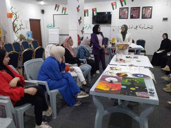 إختتام دورة فن الرسم على الخشب في مركز شباب وشابات سهل حوران