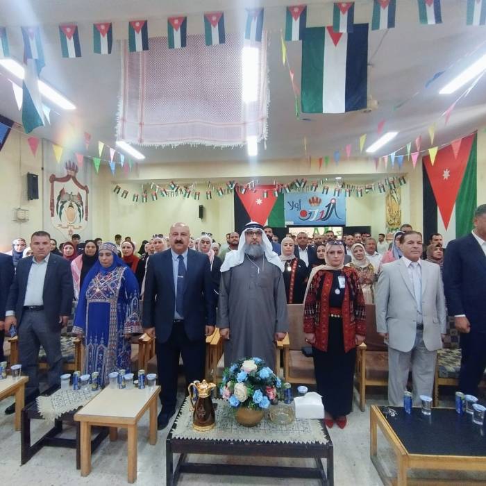 العطيوي يرعى احتفالات مدارس كلستر التاج والجوفة بعيد الاستقلال الثامن والسبعين