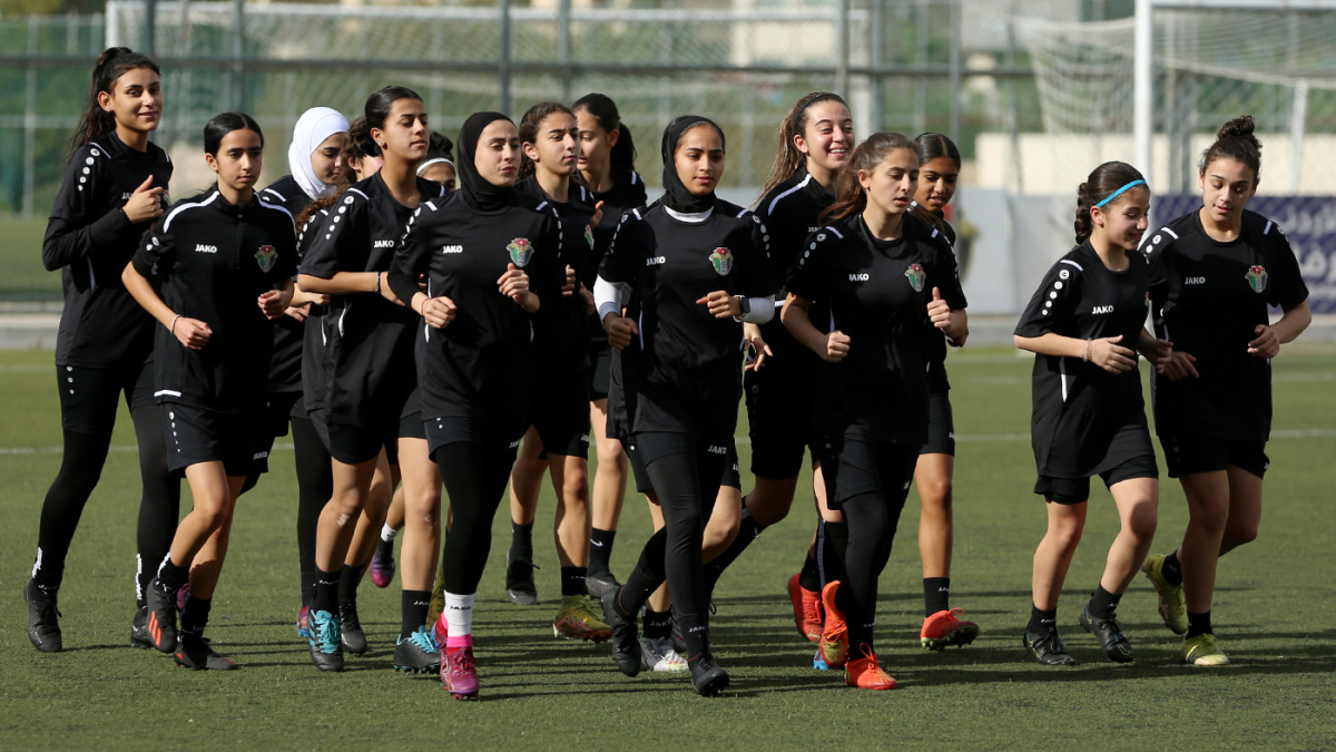 المنتخب الوطني يبدأ تدريباته بمشاركة 24 لاعبة