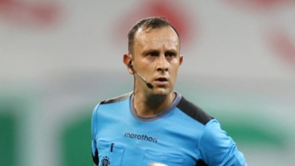 حكم  ارجنتيني  لمواجهة الهلال والنصر في نهائي كأس الملك