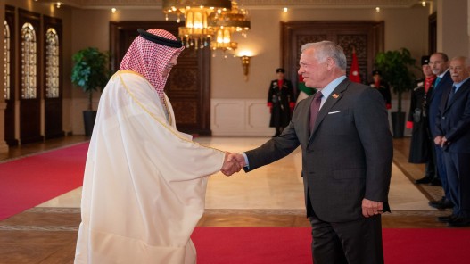 الملك يتقبل أوراق اعتماد عدة سفراء