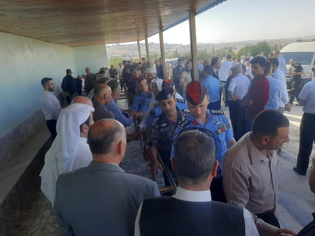 تشييع جثمان العقيد المتقاعد عوض حمود نصير في اربد