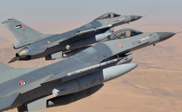 الجيش: تحليق طائرات لسلاح الجو ضمن استعدادات الاحتفال باليوبيل الفضي