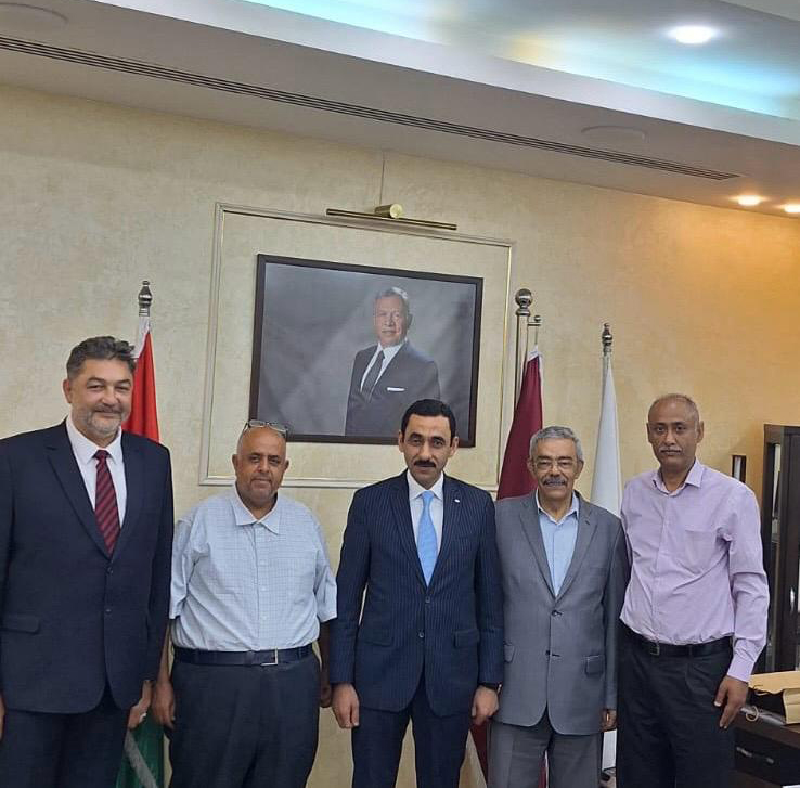 وفد يمني يطلع على التجربة الاردنية في تسجيل الأدوية واللقاحات