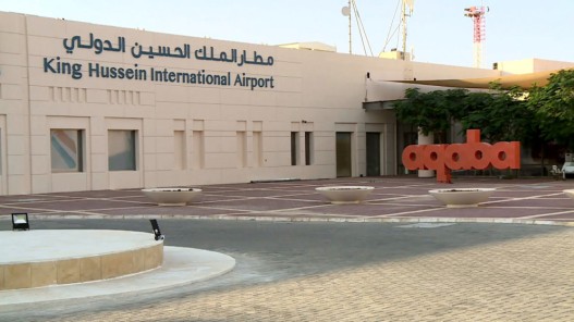 سلطة العقبة: طائرة من سلوفاكيا تحمل 110 سائحين تحط في المدينة