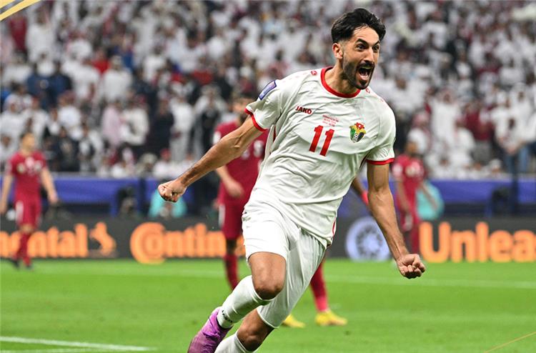 الأهلي القطري يحدد مبلغ مليون دولار للاستغناء عن الهداف الأردني النعيمات