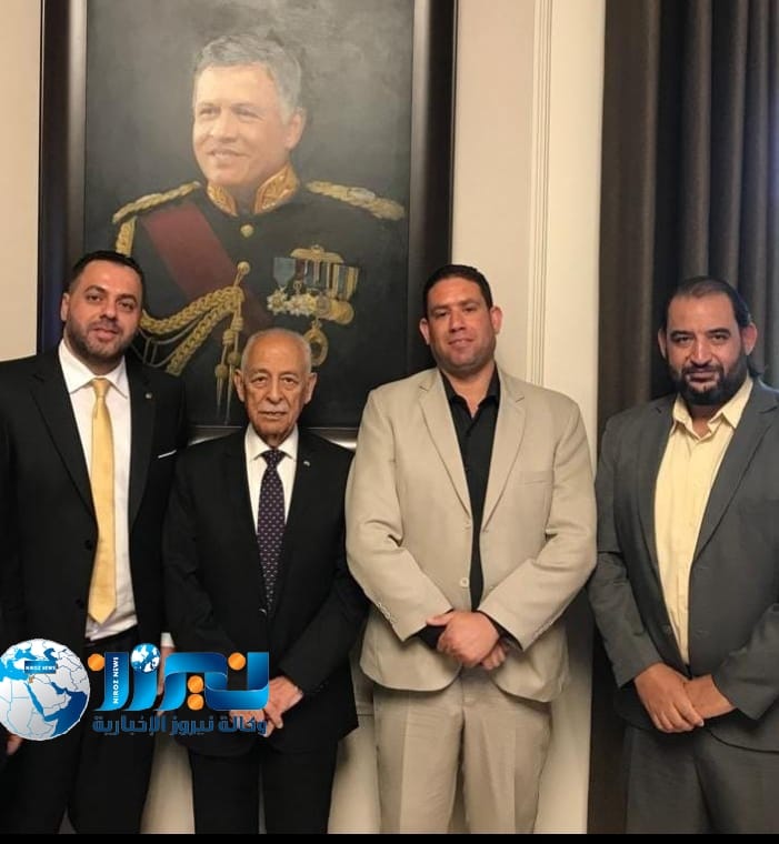 العيسوي يلتقي وفدا من شباب  اربد لتأييد ما جاء في خطاب الملك ...صور