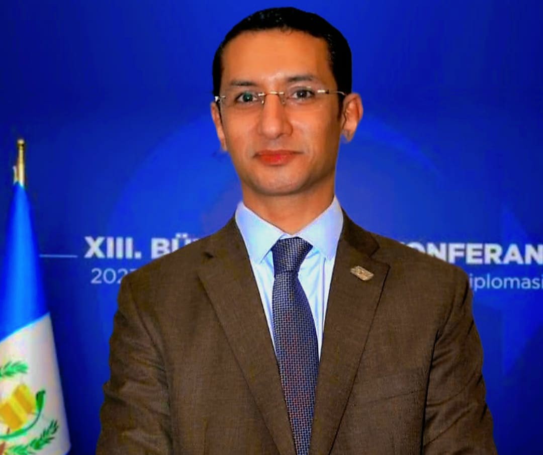 الدكتور مينا يوحنا يرسل تهنئة لجموع الشعب المصري والأمة العربية والإسلامية بمناسبة عيد الأضحى المبارك