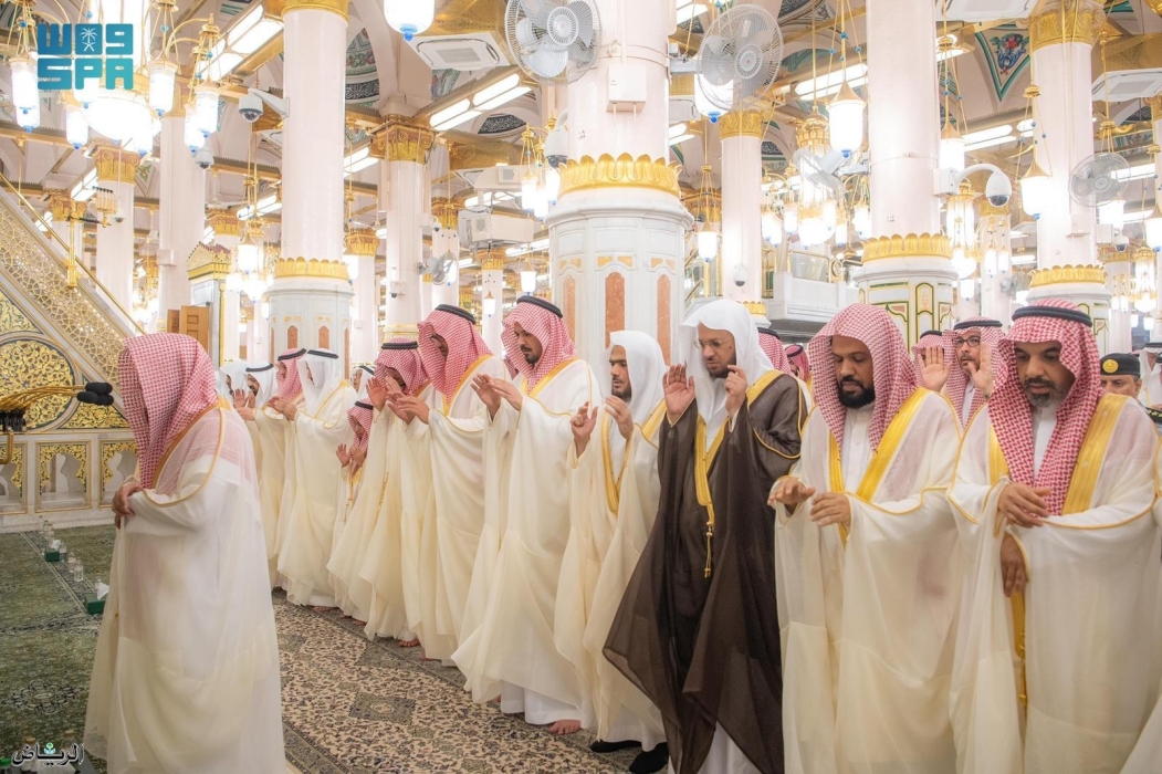 صلاة عيد الأضحى في المسجد النبوي..صور