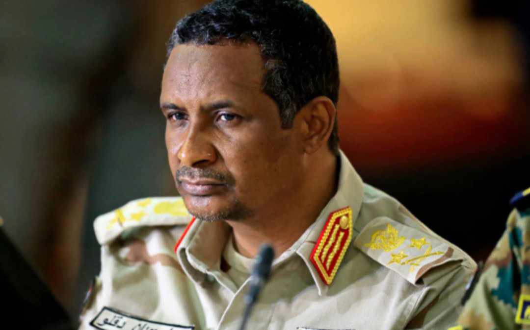حميدتي يعلن ترحيبه بجميع المبادرات الإقليمية الهادفة لتحقيق السلام بالبلاد