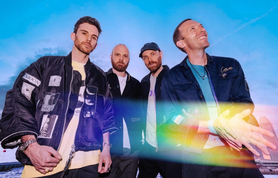 فرقة COLDPLAY وأولى أغاني الألبوم الجديد MOON MUSiC