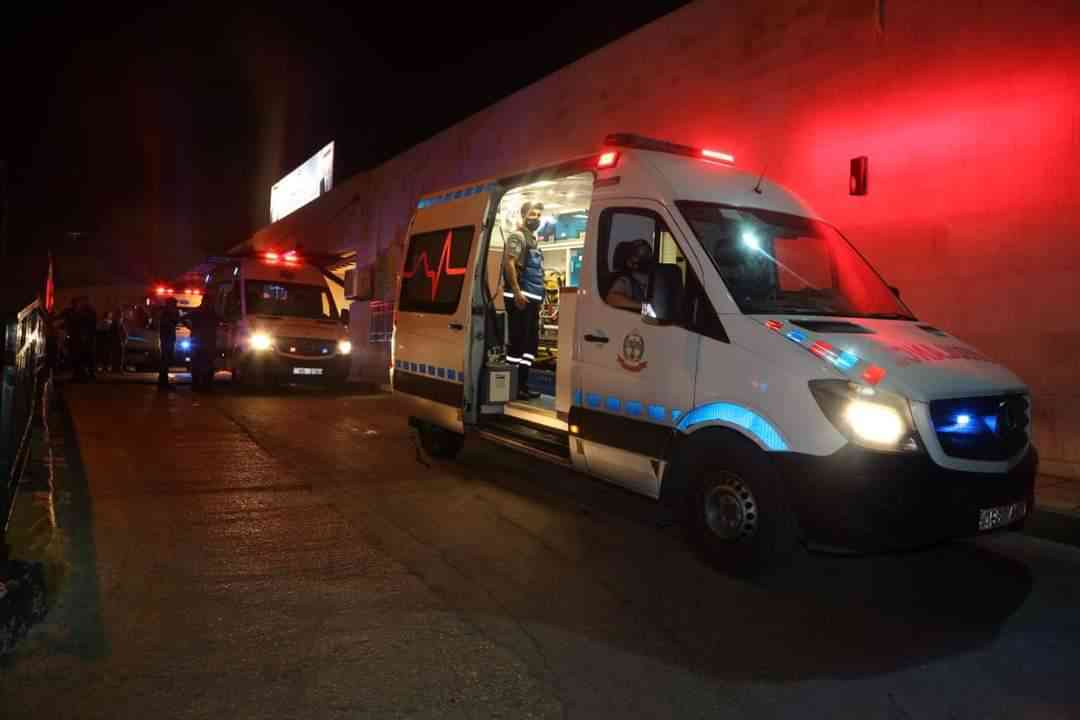 إصابة 4 أشخاص من عائلة واحدة إثر حادث سير بمأدبا