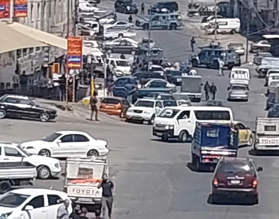 عاجل ..الأمن العام : تحقيقات الأجهزة الأمنيّة بقضية ماركا الجنوبية أسفرت عن الوصول لموقع آخر أخفى به الأشخاص ذاتهم مواد متفجّرة
