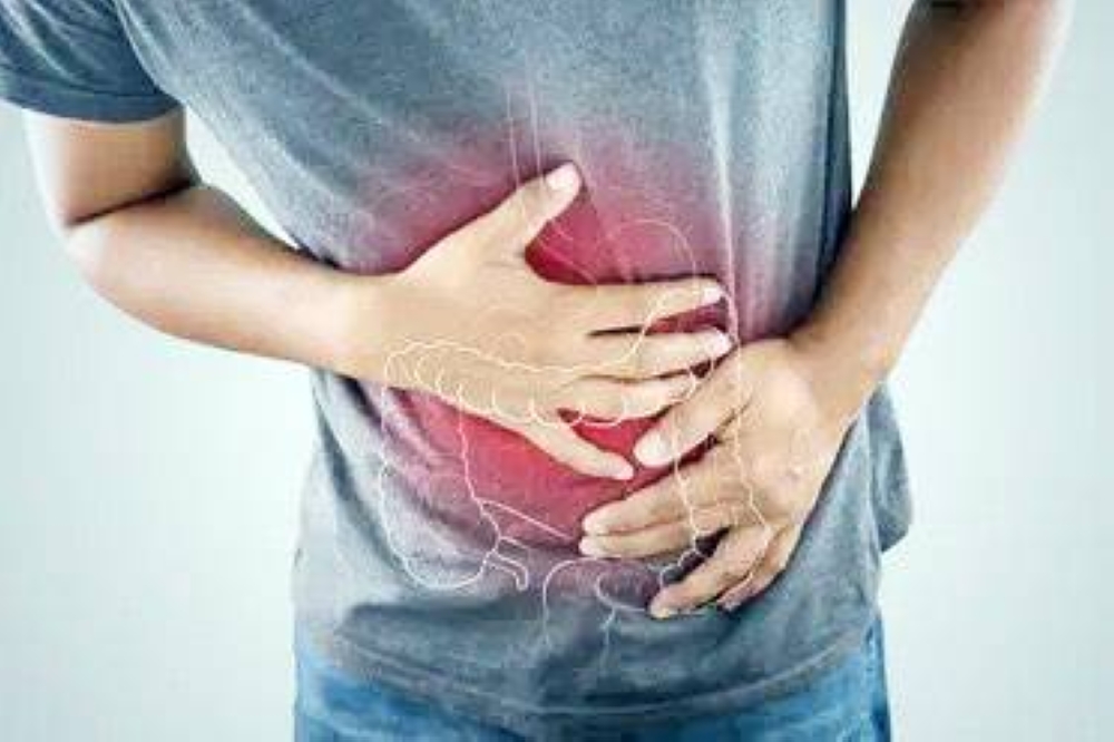 لماذا يكون السفر غير مريح لمرضى المعدة والإمساك ؟