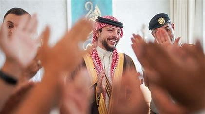 الأردنيون يحتفلون بعيد ميلاد ولي العهد