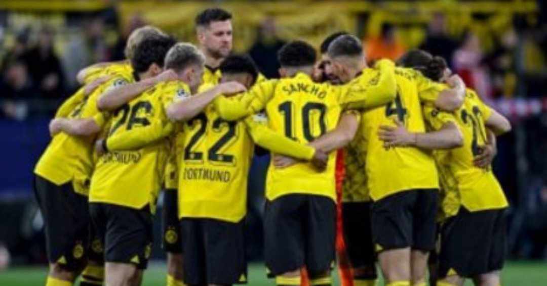 بوروسيا دورتموند يعلن عودة مدافعه البولندي  لوكاس بيشتشيك
