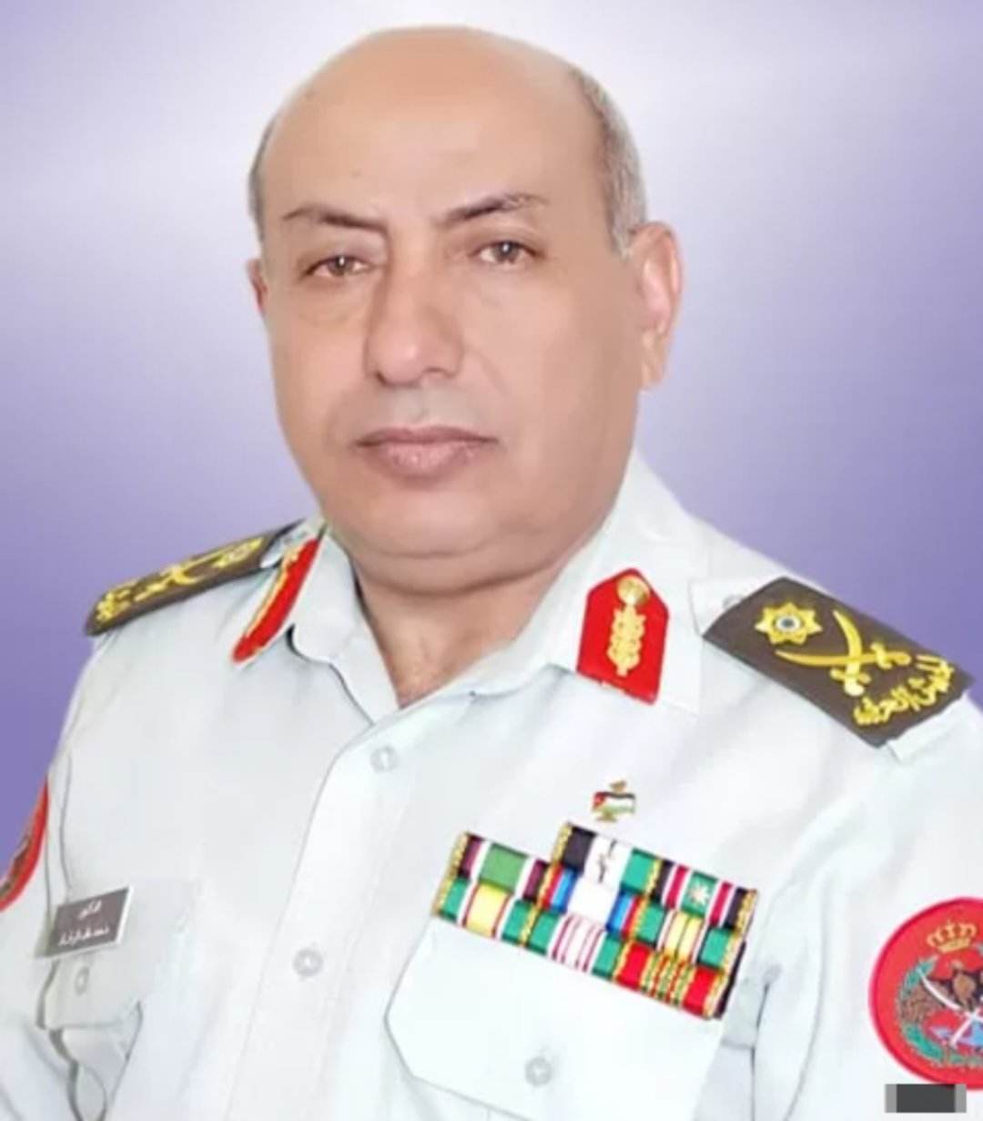 في عيد ميلاد سمو ولي العهد الثلاثين الباشا الرقاد :  سمو ولي العهد انتهج نهج الأجداد فكان له حضور عسكري مميز ، يشارك اخوانه العسكريين أفراحهم ويرعى احتفالات القوات المسلحة بتخريج القادة والجند ويشاركهم التمارين العسكرية بكل كفاءة واقتدار .