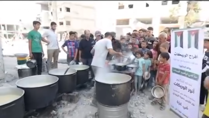 مراسم الفرح في الأردن .. العدوان يولمون للأهل في قطاع غزة