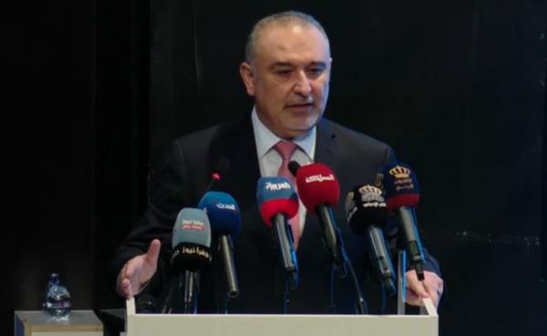 عاجل ..الشريدة يعلن بدء العمل بنظامي  الموارد البشرية الجديد و  الخدمة المدنية المعدل