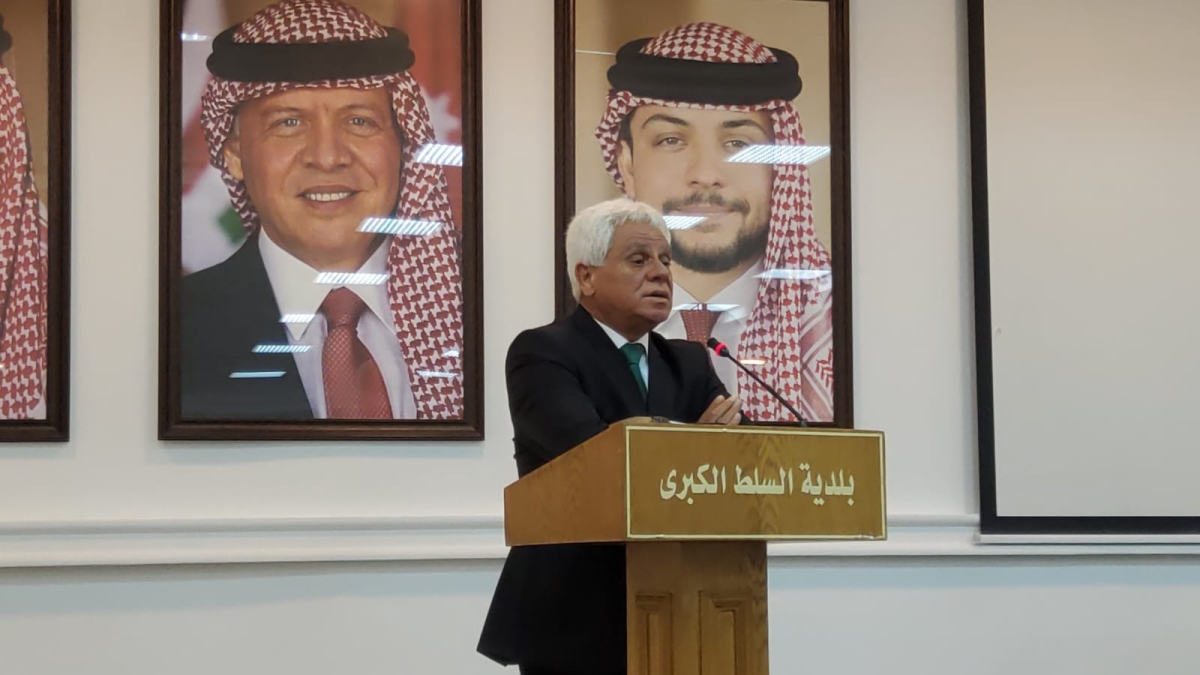الحياري: البلدية مستعدة لتقديم كافة الخدمات للمواطنين ومراعاة ظروفهم المادية والوضع الاقتصادي للبلد...صور