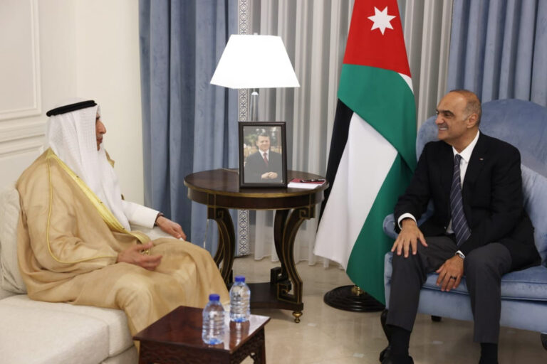 رئيس الوزراء يستقبل رئيس مجلس إدارة الصَّندوق العربي للإنماء الاقتصادي والاجتماعي