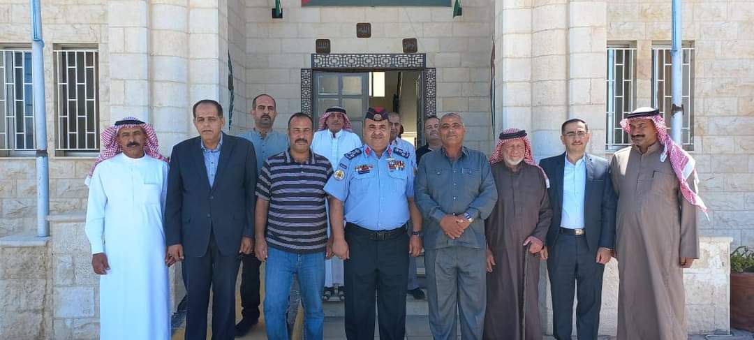 العميد اللبابدة  يلتقي  عدداً من متقاعدي الأمن العام في معان